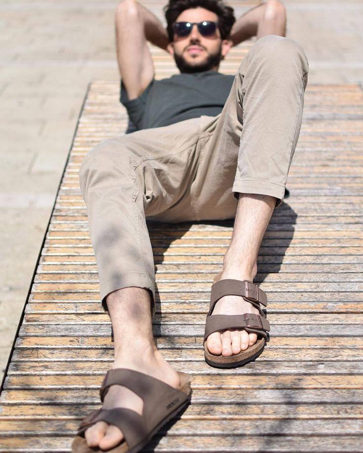 MENS SANDALS &amp; THONGS
