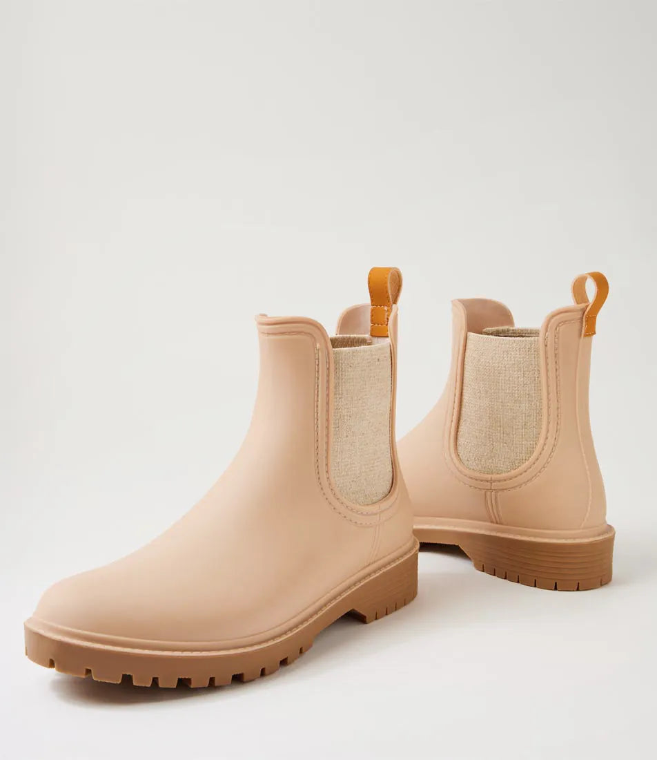 Laurina2 By Diana Ferrari - Hazelnut