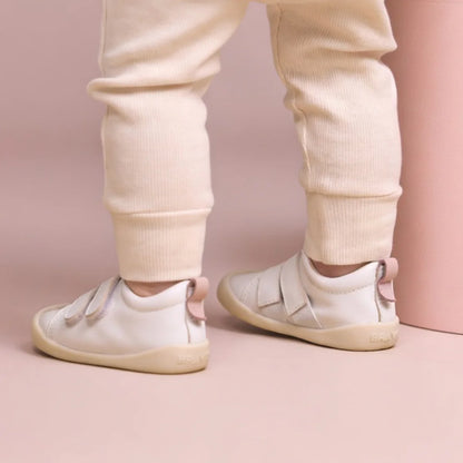 Toto By Pretty Brave