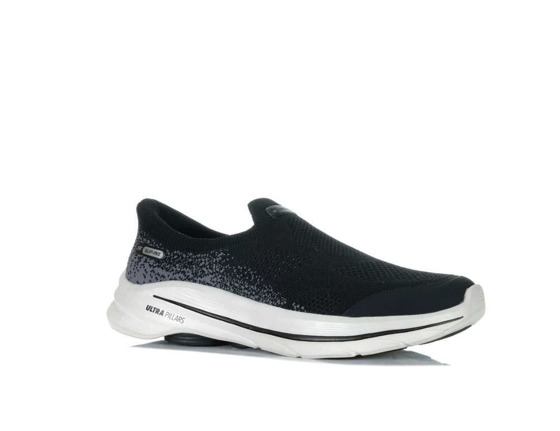 125926 GO WALK 8 WMNS