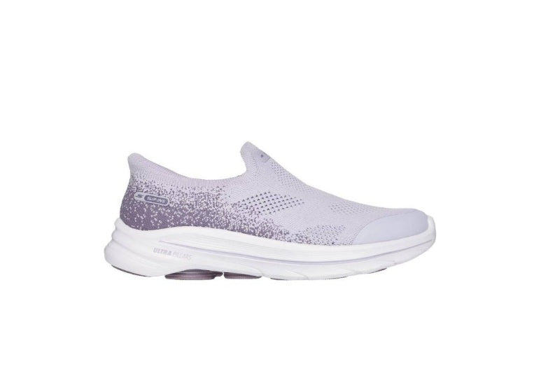 125926 GO WALK 8 WMNS